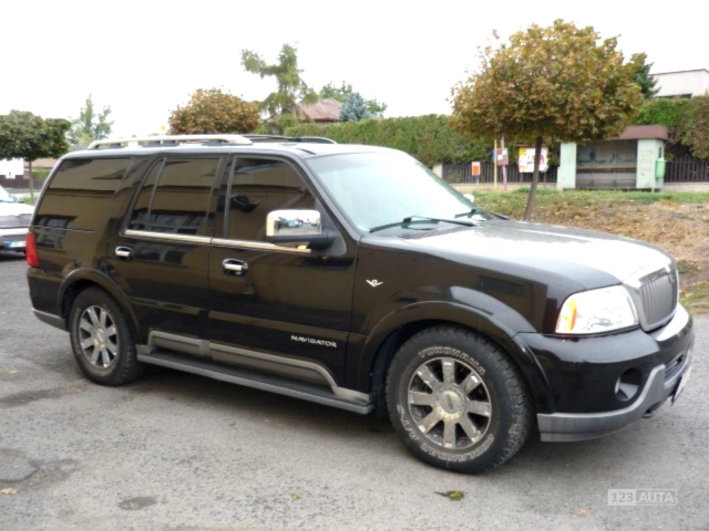 Lincoln Navigator, 2002 - pohled č. 2