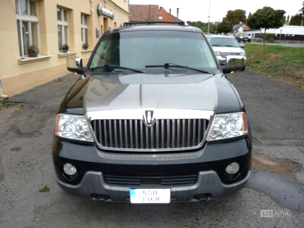 Lincoln Navigator, 2002 - pohled č. 3