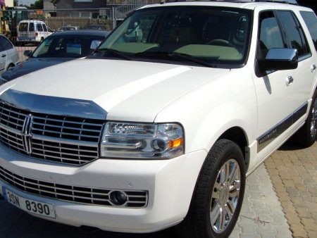 Lincoln Navigator, 2009 - pohled č. 3