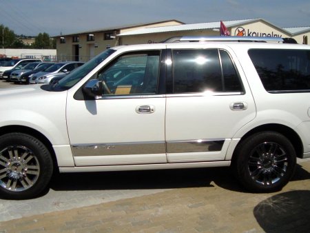 Lincoln Navigator, 2009 - pohled č. 4