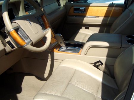 Lincoln Navigator, 2009 - pohled č. 9