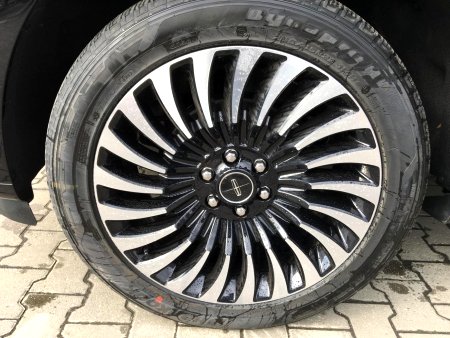 Lincoln Navigator, 2018 - pohled č. 7