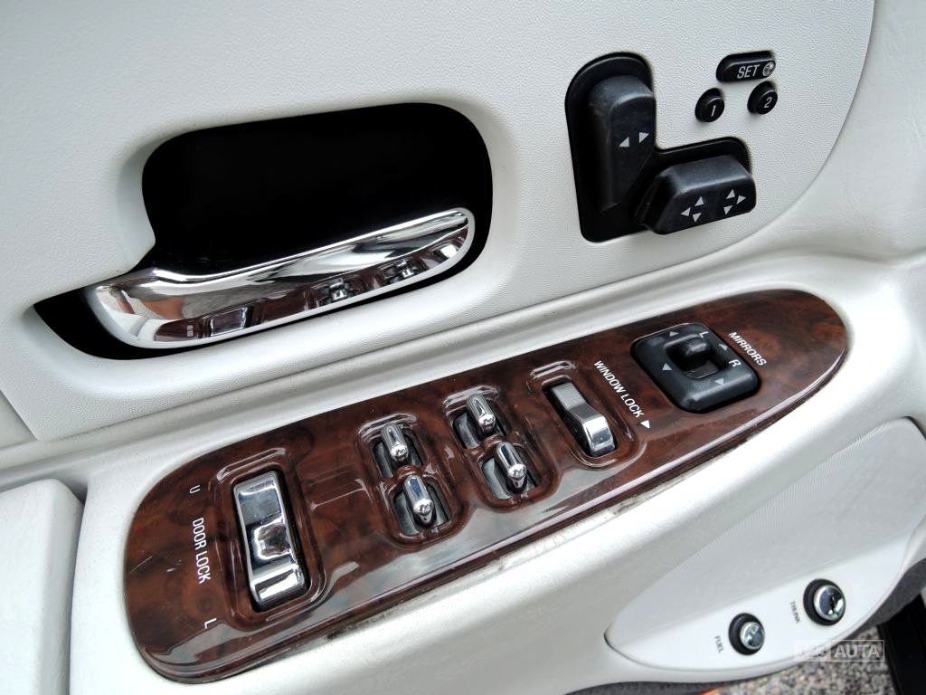 Lincoln Town Car, 1998 - pohled č. 11