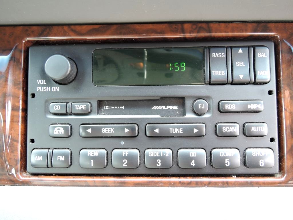 Lincoln Town Car, 1998 - pohled č. 16