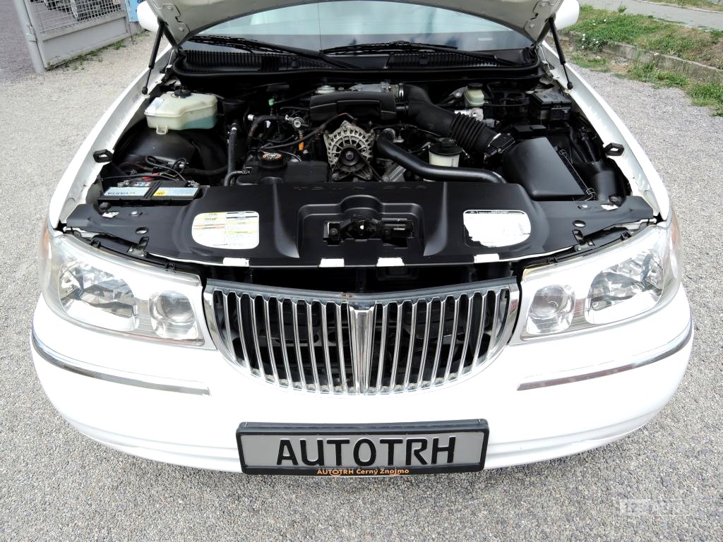 Lincoln Town Car, 1998 - pohled č. 36