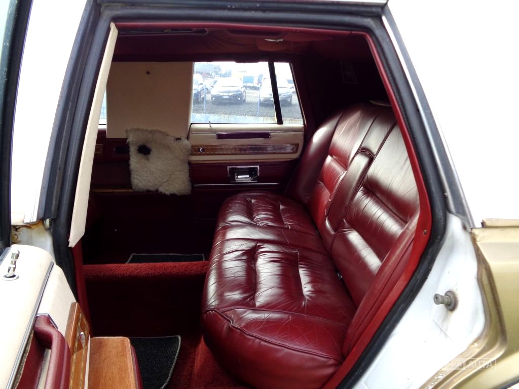 Lincoln Town Car, 1986 - pohled č. 10