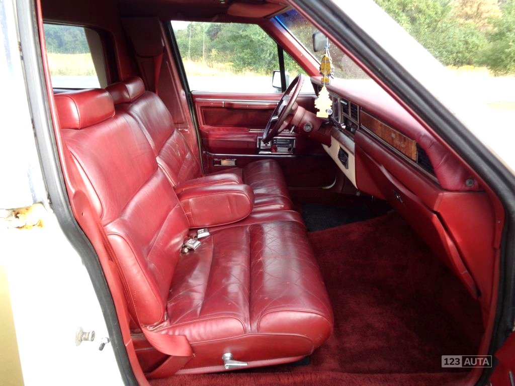 Lincoln Town Car, 1986 - pohled č. 14