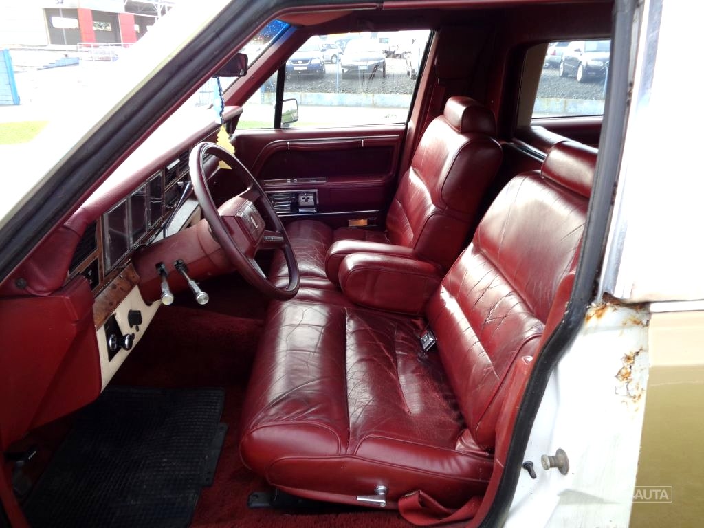 Lincoln Town Car, 1986 - pohled č. 7