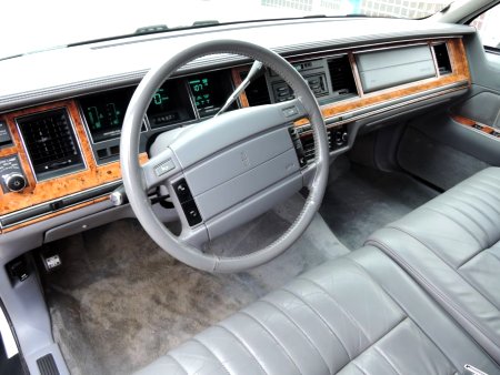Lincoln Town Car, 1993 - pohled č. 9