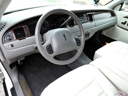 Lincoln Town Car, 1998 - pohled č. 9