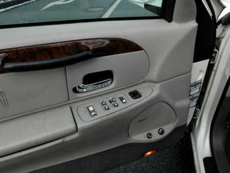 Lincoln Town Car, 1998 - pohled č. 13