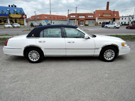 Lincoln Town Car, 1998 - pohled č. 5