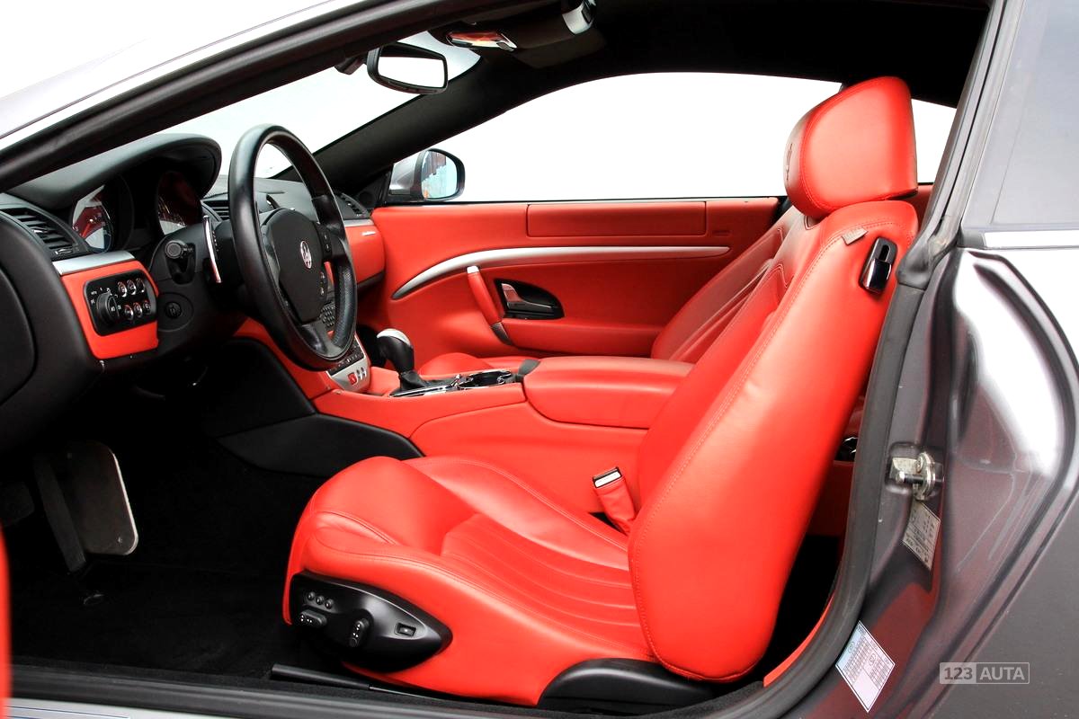 Maserati GranTurismo, 2008 - pohled č. 14