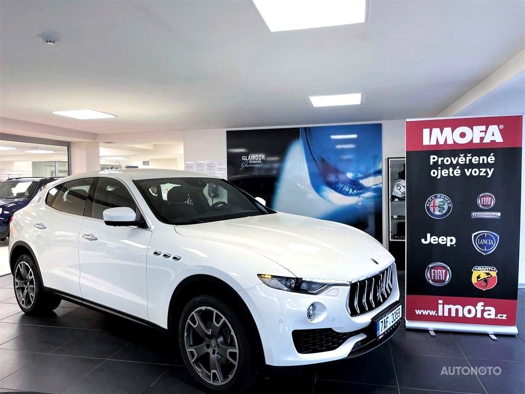 Maserati Levante, 2018 - celkový pohled