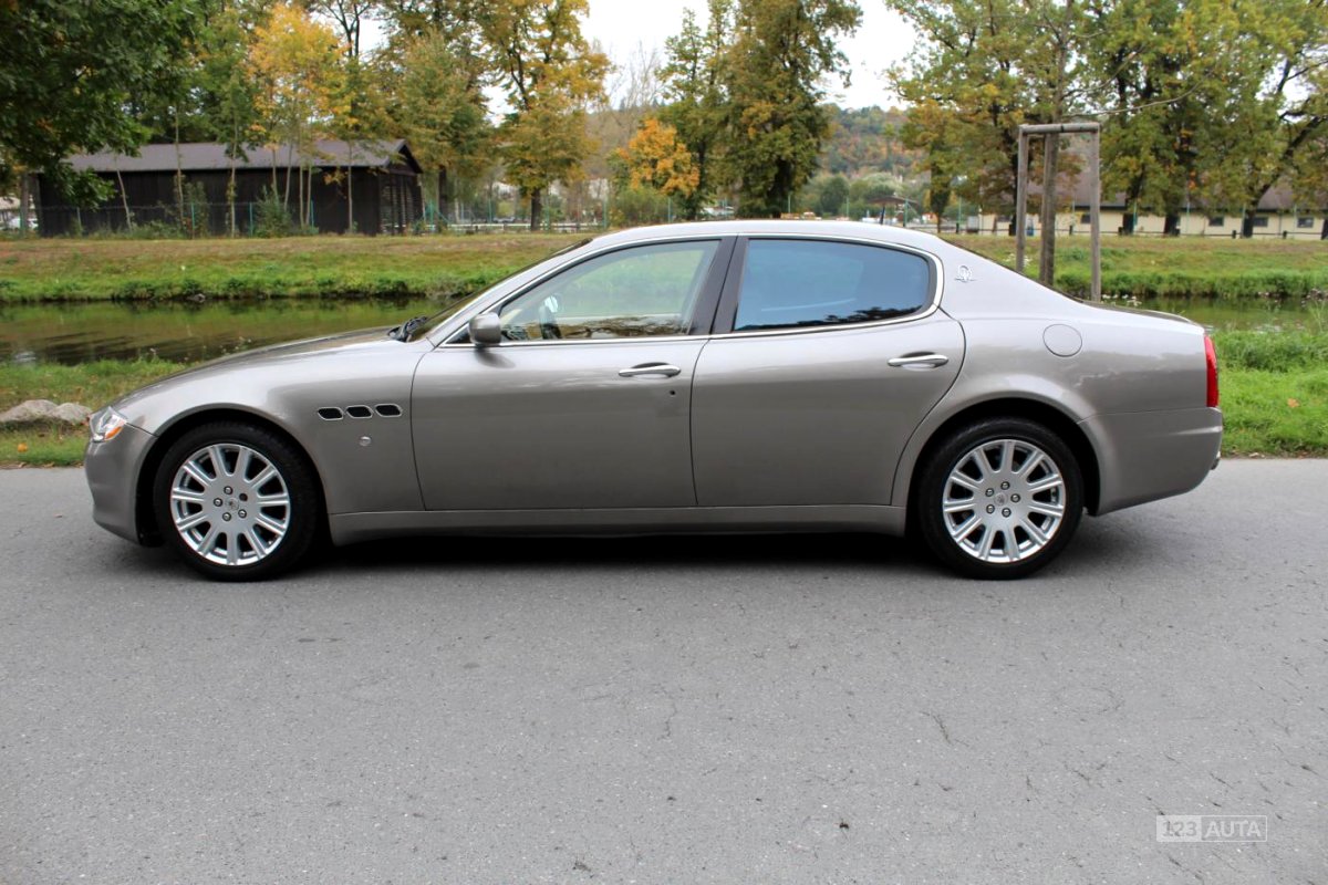 Maserati Quattroporte, 2005 - pohled č. 3