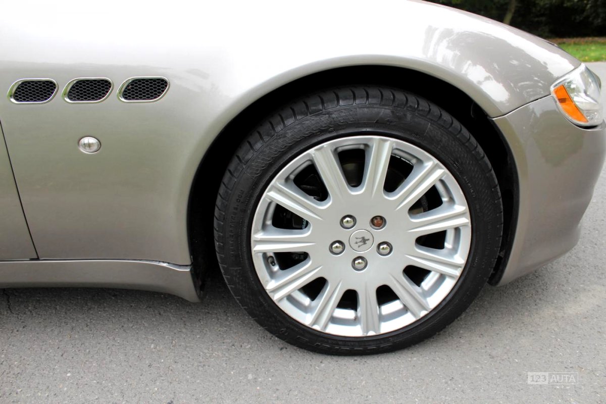 Maserati Quattroporte, 2005 - pohled č. 8