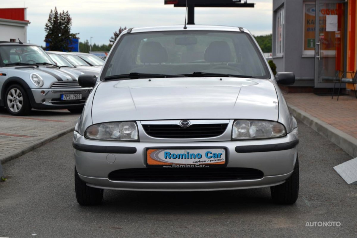 Mazda 121, 1999 - pohled č. 2