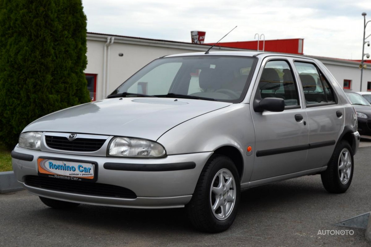 Mazda 121, 1999 - pohled č. 3