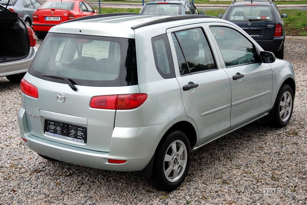 Mazda 2, 2004 - pohled č. 3