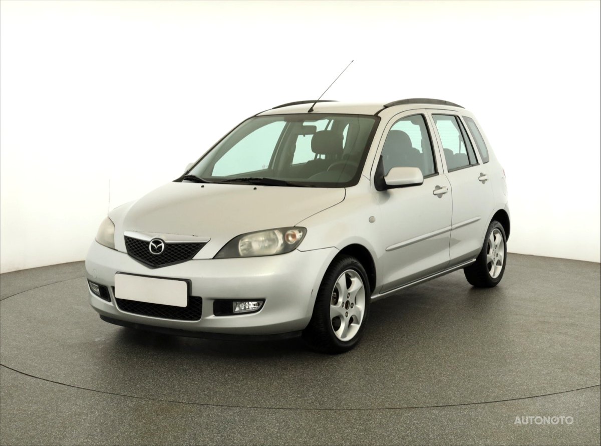 Mazda 2, 2004 - pohled č. 3