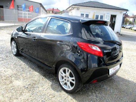 Mazda 2, 2009 - pohled č. 3