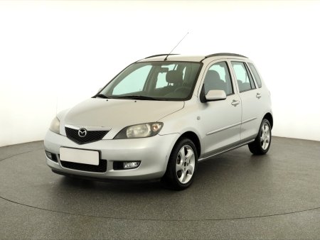 Mazda 2, 2004 - pohled č. 3