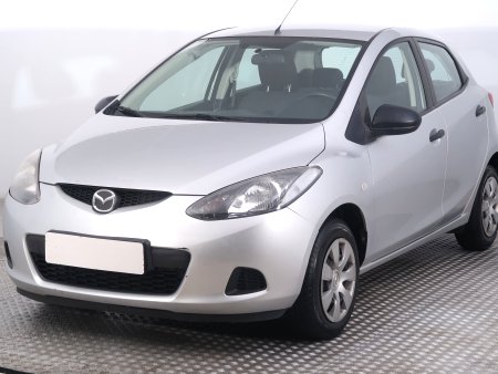 Mazda 2, 2009 - pohled č. 3