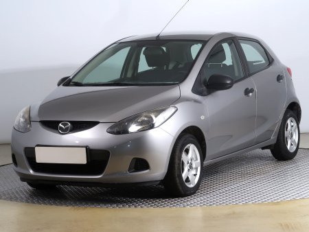 Mazda 2, 2010 - pohled č. 3