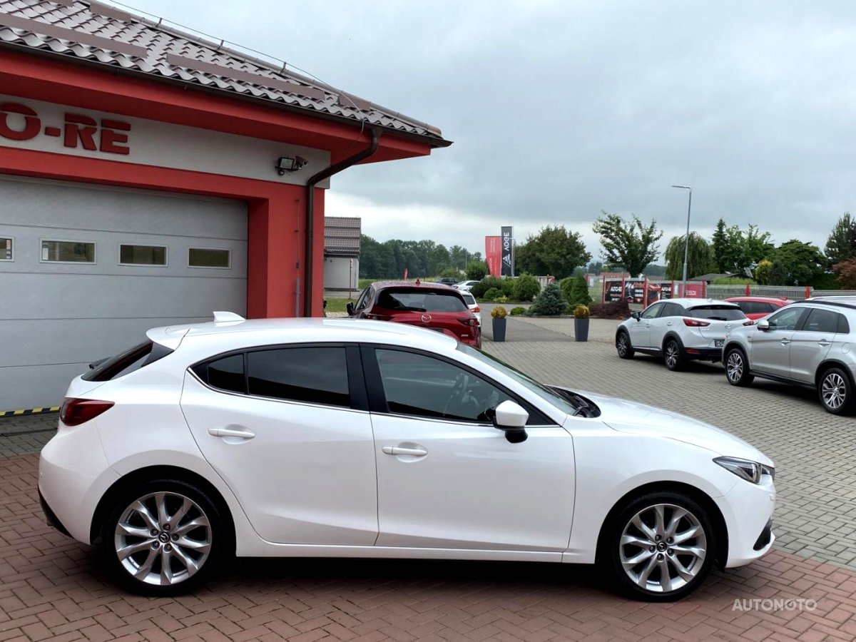 Mazda 3, 2015 - pohled č. 3
