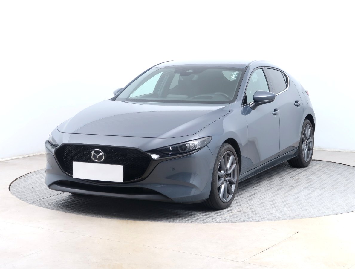 Mazda 3, 2022 - pohled č. 3