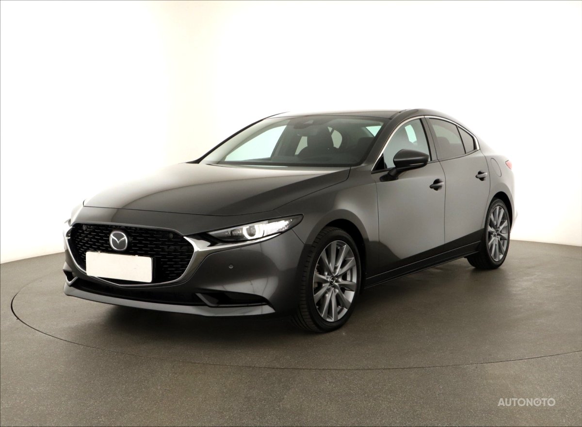 Mazda 3, 2022 - pohled č. 3