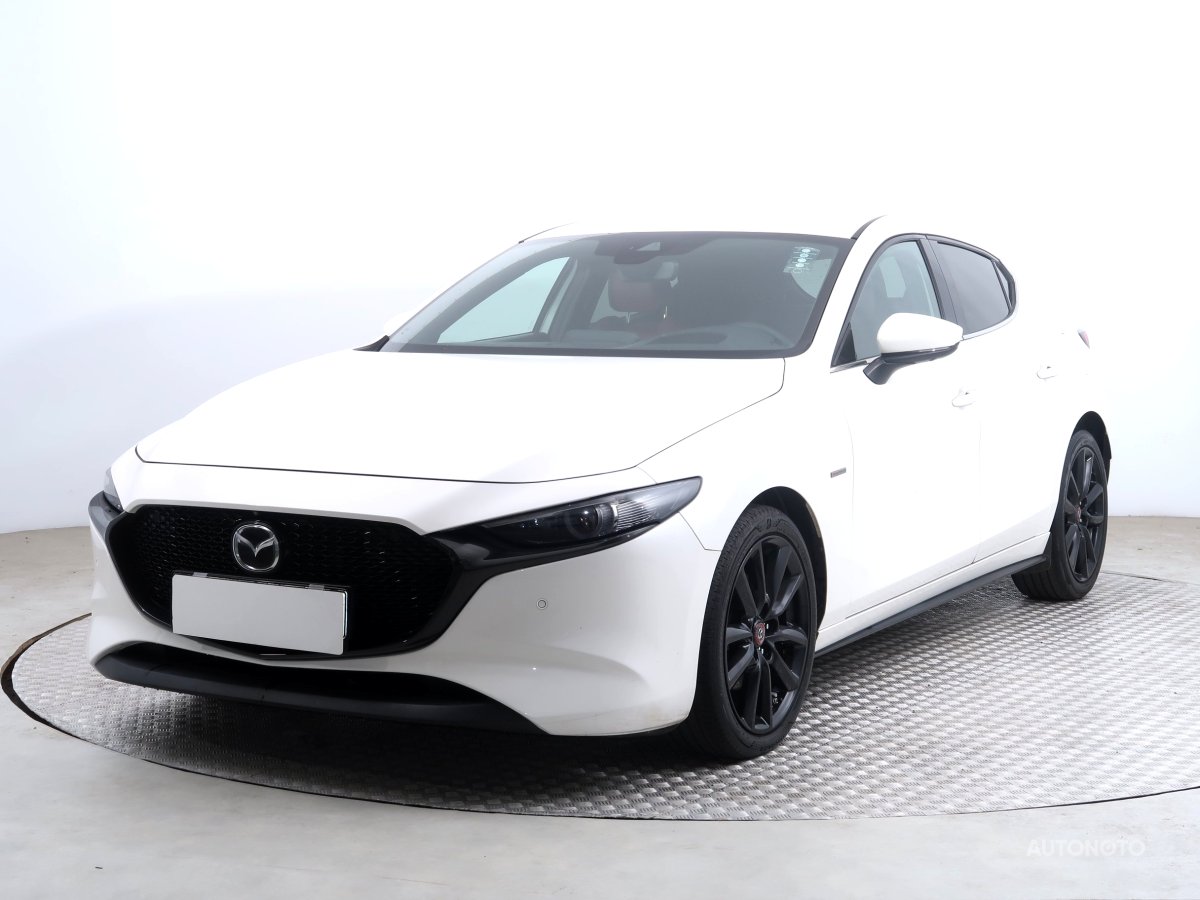 Mazda 3, 2021 - pohled č. 3