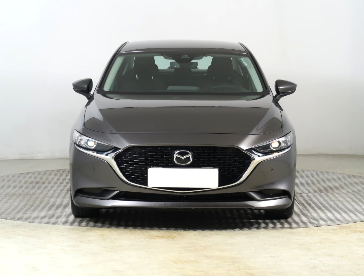 Mazda 3, 2020 - pohled č. 2