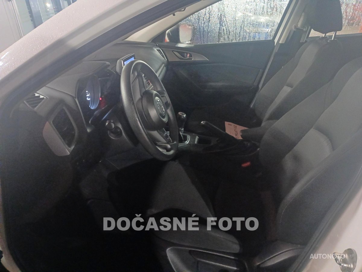 Mazda 3, 2018 - pohled č. 3