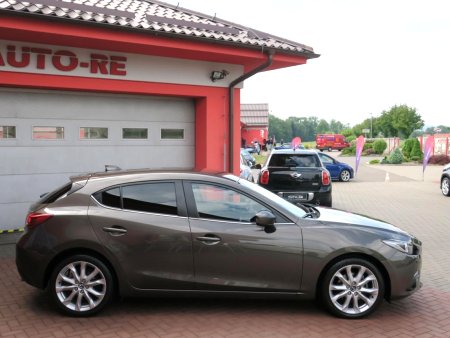Mazda 3, 2014 - pohled č. 4