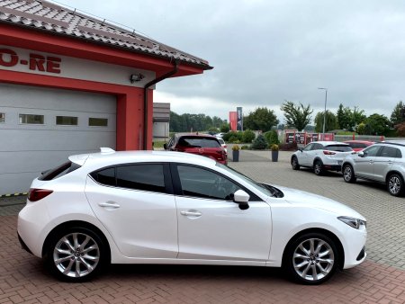 Mazda 3, 2015 - pohled č. 3