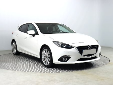 Mazda 3, 2015