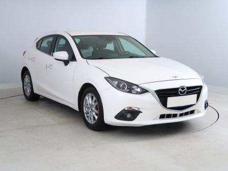 Mazda 3, 2015
