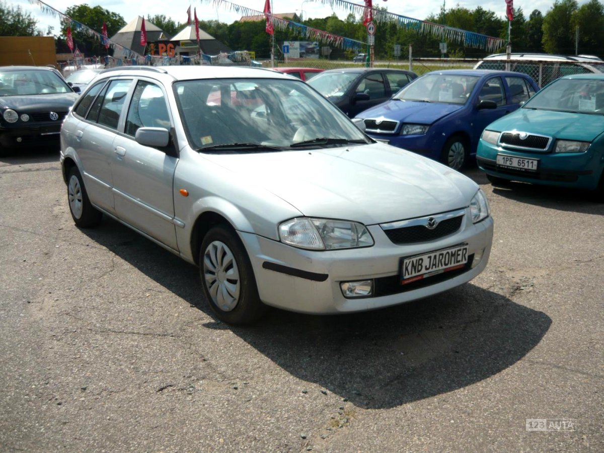 Mazda 323, 2000 - celkový pohled