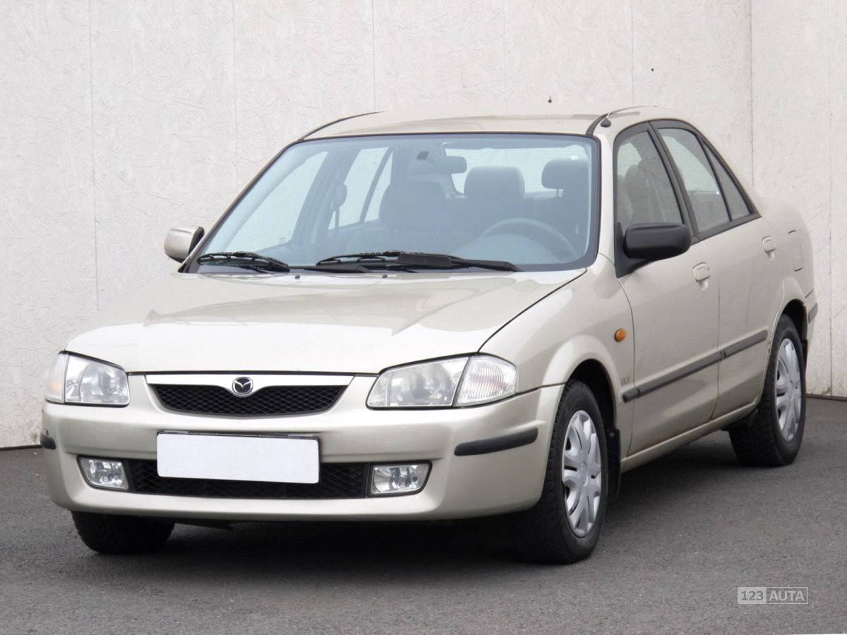 Mazda 323, 2000 - pohled č. 3