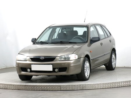 Mazda 323, 2000 - pohled č. 3