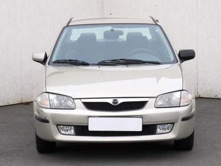 Mazda 323, 2000 - pohled č. 2