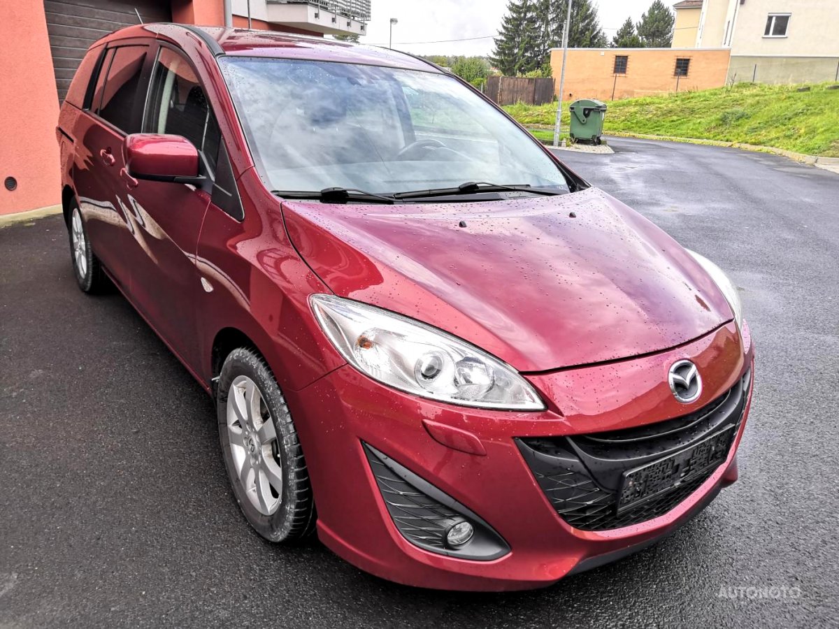 Mazda 5, 2011 - pohled č. 3