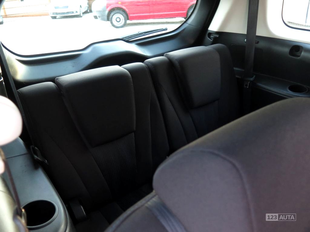 Mazda 5, 2011 - pohled č. 16