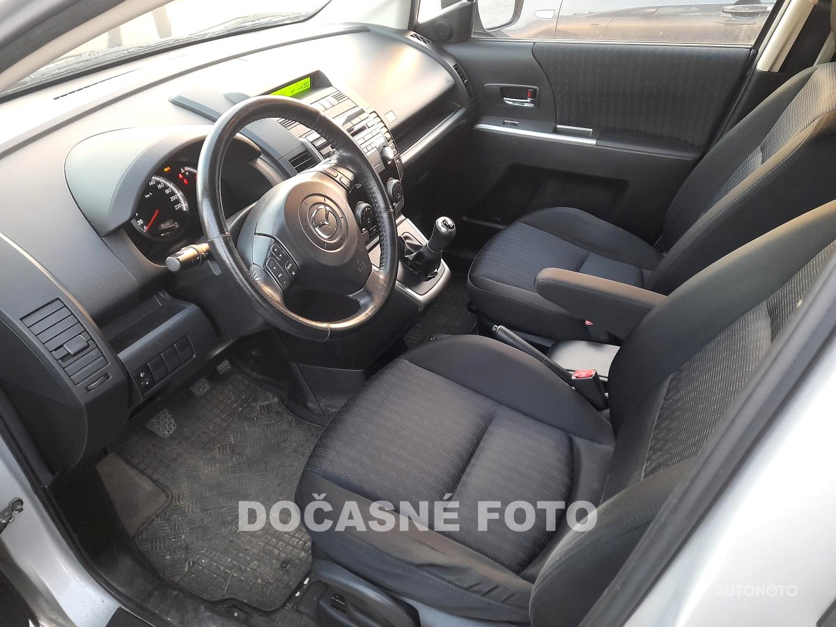 Mazda 5, 2010 - pohled č. 3