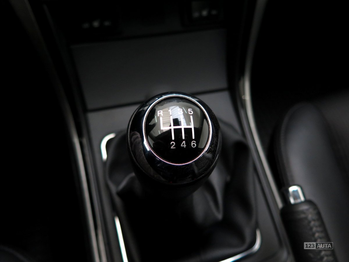 Mazda 6, 2010 - pohled č. 21