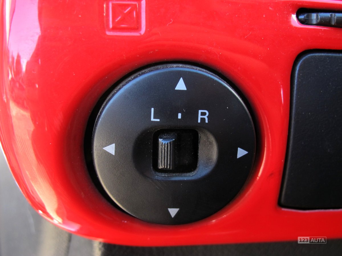 Mazda 626, 1995 - pohled č. 16