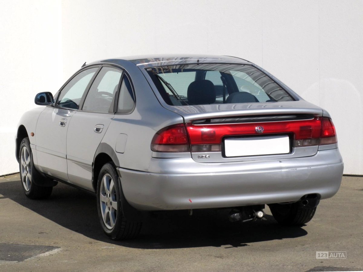 Mazda 626, 1995 - pohled č. 5