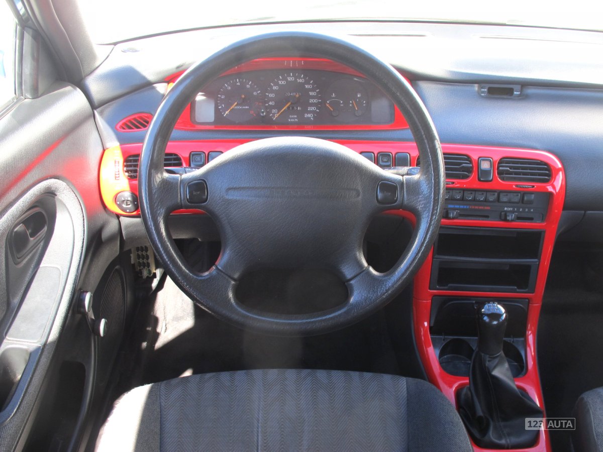 Mazda 626, 1995 - pohled č. 9