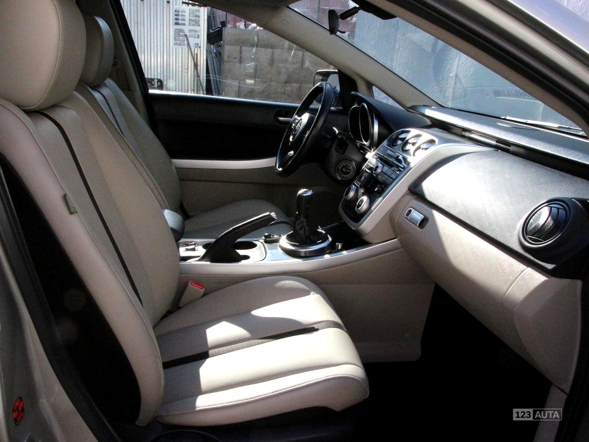Mazda CX-7, 2008 - pohled č. 16